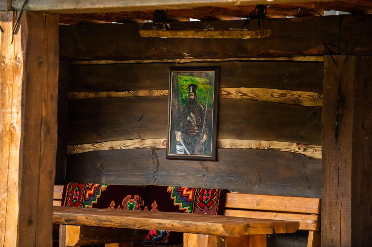 Етно Комплекс "Поп Грую Бански" Banya  Exterior photo